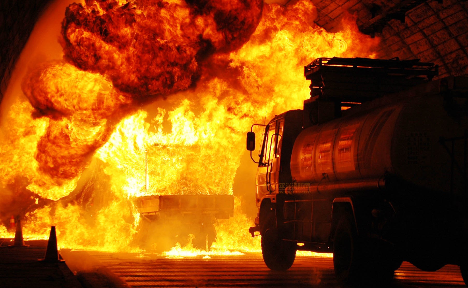 消防民事案例:混合过错致火灾侵权案件的责任
